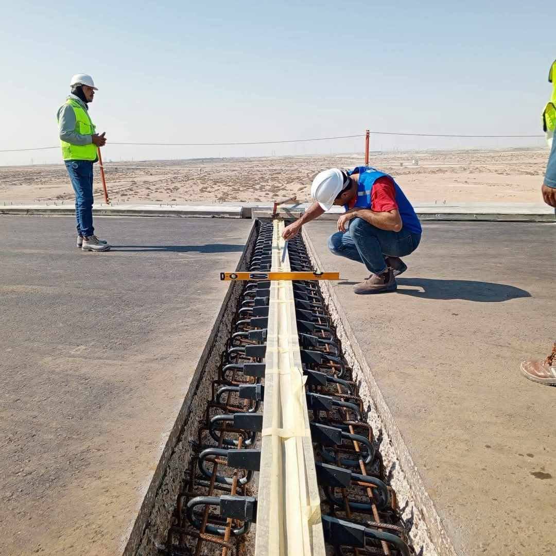 مفاصل التمدد ووسادات تحميل الجسور bridge expansion joints & bearing